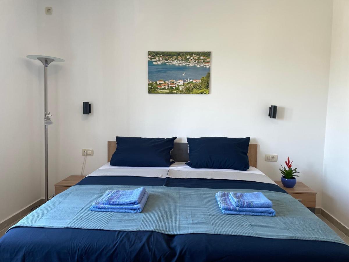 Superior Rooms Sea Side View Rab Town Luaran gambar